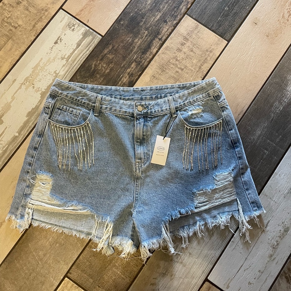 Women’s cut off shorts with bling 2XL Cider